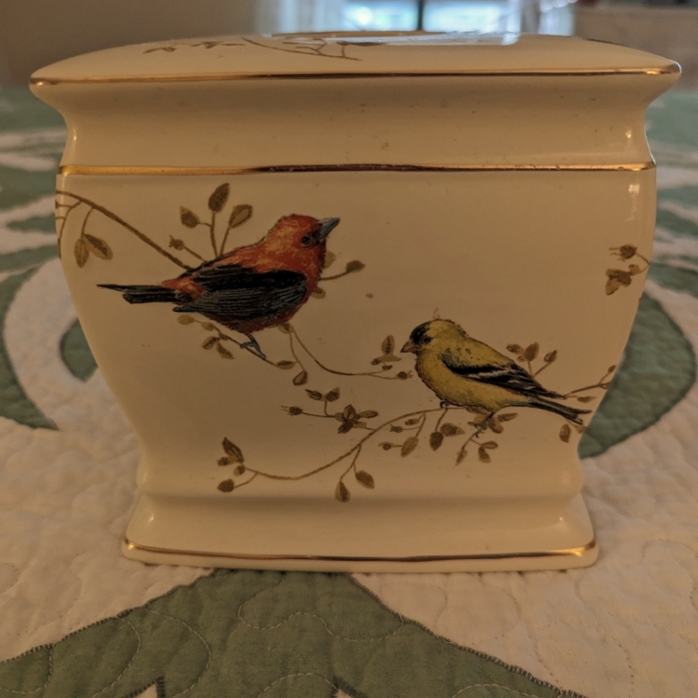 Belk Ceramic Tissue Box Cover with Bird Motif